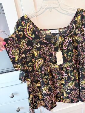 Wander + Wonder Black Paisley Peplum Top - Yellow & Pink